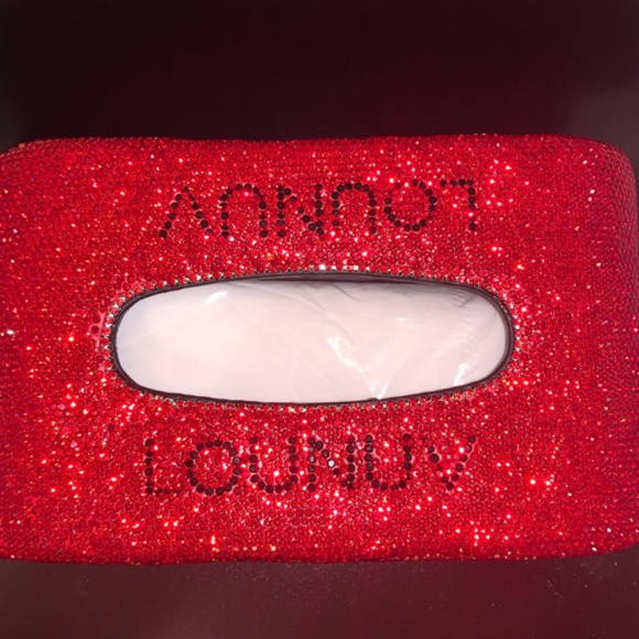 Bedazzled LOUNUV Tissue Box - Picture 7 of 12
